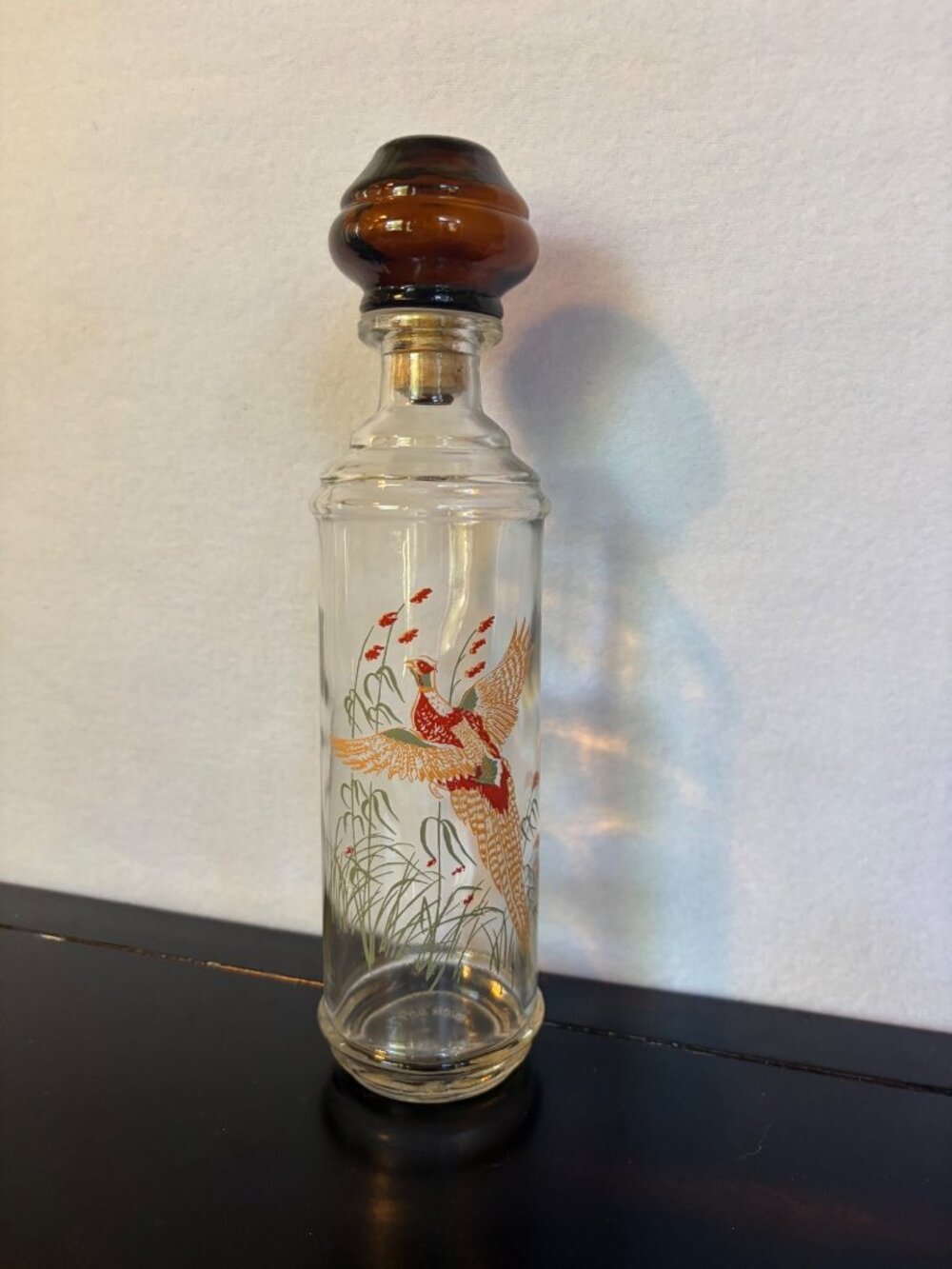 Vintage Glass Decanter With Amber Stopper & Pheasant Design 24 Oz Liquor Bottle